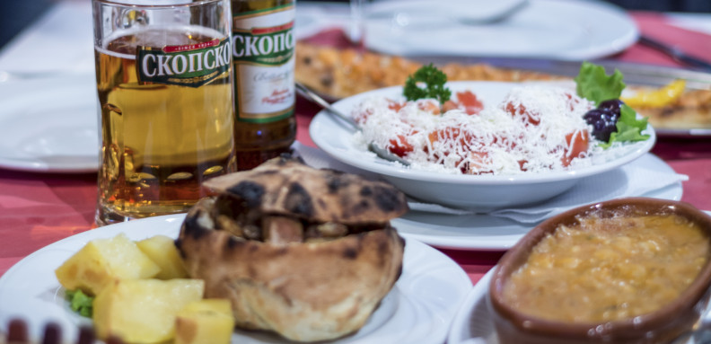 hrana i skopsko pivo