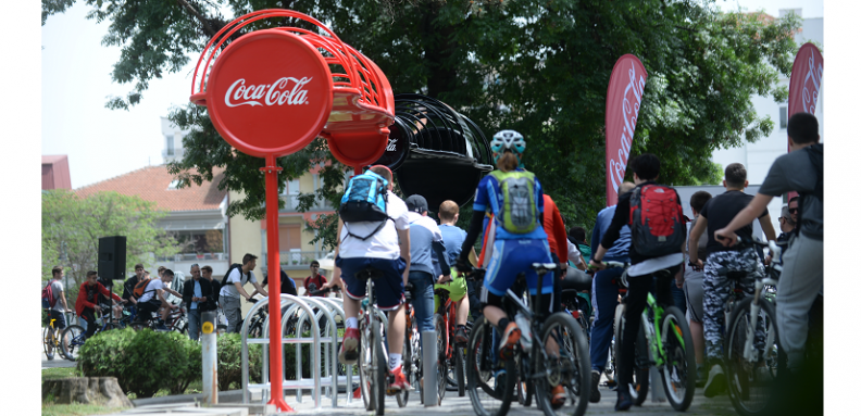 coca-cola parkiralishta
